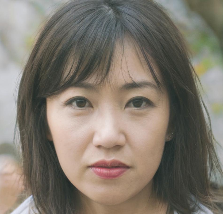 Sarah Chen, Senior VR Experience Designer